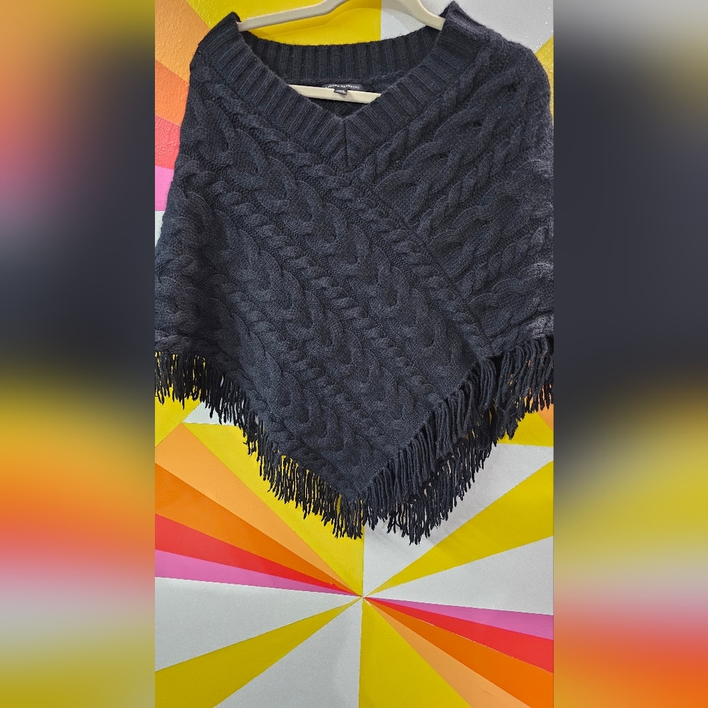 Banana Republic black sweater poncho, sz small, with tassels